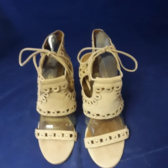 Authentic $384 Aquazzura open cut stud suede heels 7.5 - Picture 3 of 9